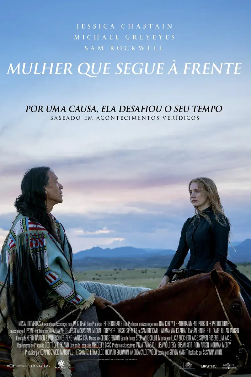 Mulher Que Segue à Frente