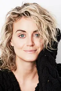 Taylor Schilling
