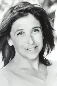 Kathryn Hunter