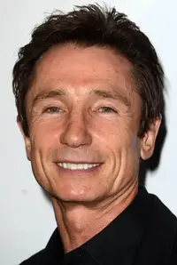 Dominic Keating