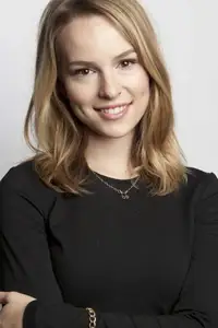 Bridgit Mendler