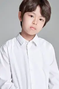 郑志薰