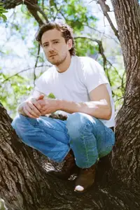 Lewis Pullman