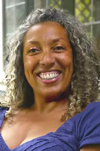 Lesley Ewen