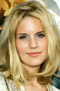 Maggie Grace