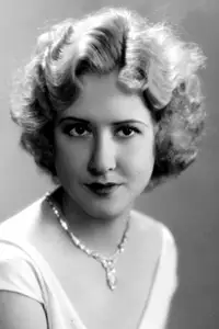 Mae Clarke
