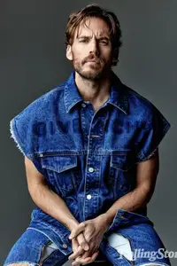 Sam Claflin