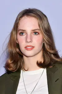 Maya Hawke