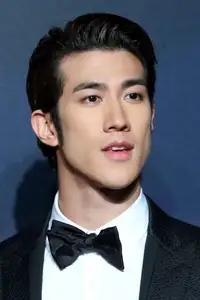 李治廷
