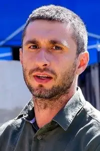 Dragoș Bucur