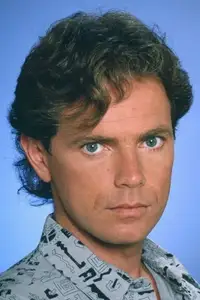 Bruce Greenwood