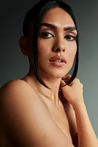Mrunal Thakur
