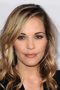 Leslie Bibb