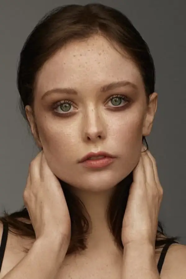 Suzanna Son