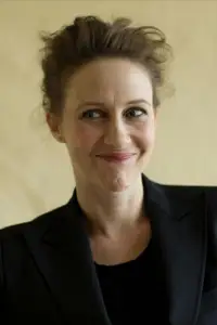 Vera Farmiga