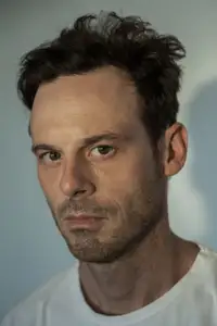 Scoot McNairy