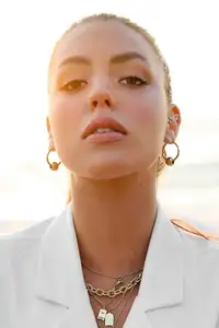 Mia Rouba M. Kiss