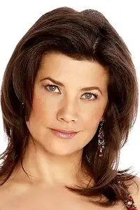 Daphne Zuniga