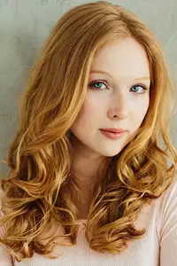 Molly C. Quinn
