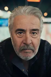 Uğur Yücel