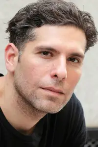 Dory Manzour