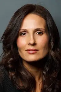 Lisa Roumain