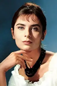 Juliette Mayniel