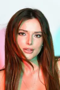 Bella Thorne