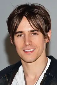Reeve Carney