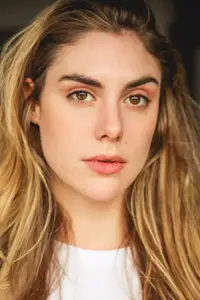 Elena Saurel