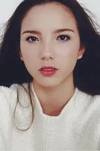 Tia Taveepanichpan
