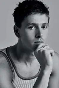 Harris Dickinson