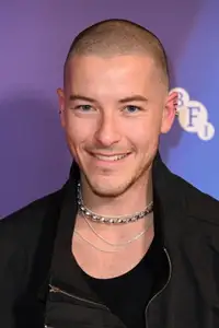 Taz Skylar