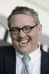 アダム・マッケイ