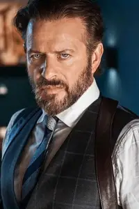 Costas Mandylor