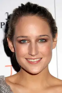 Leelee Sobieski