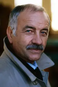 Armin Mueller-Stahl