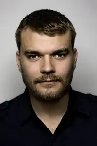 Pilou Asbæk