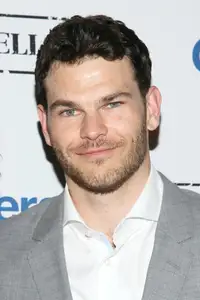 Josh Helman