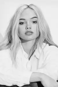 Natalie Alyn Lind