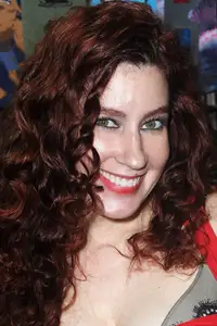 Victoria De Mare