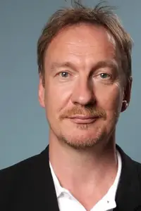 David Thewlis