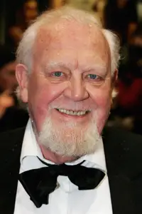 Joss Ackland
