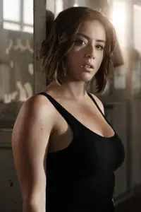 Chloe Bennet
