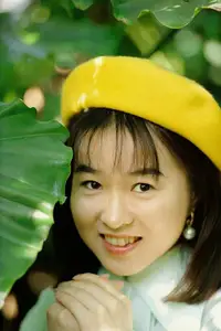 白鸟由里