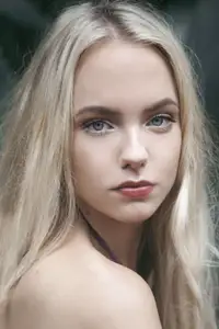 Ashley de Lange