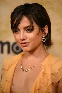 Isabela Merced