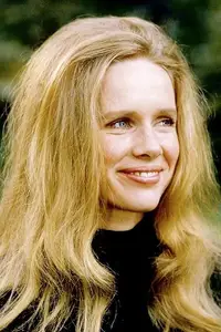 Liv Ullmann
