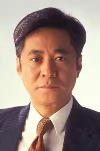 王偉