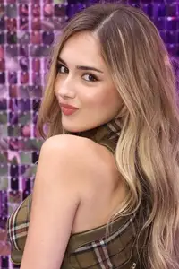 Julia Butters